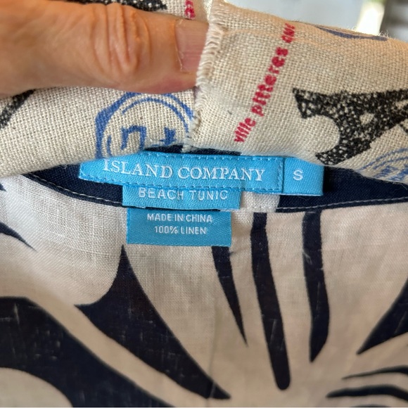 ISLAND COMPANY
PULLOVER LINEN TUNIC - Picture 7 of 9